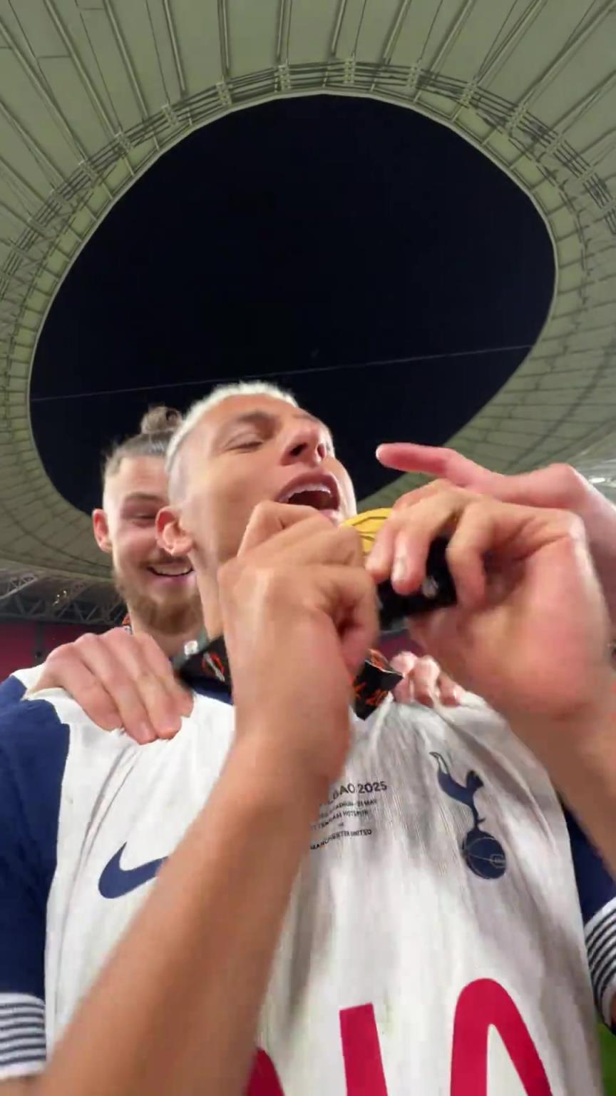 巴西吳奇?。±聿槔@是抑郁癥好了嘛