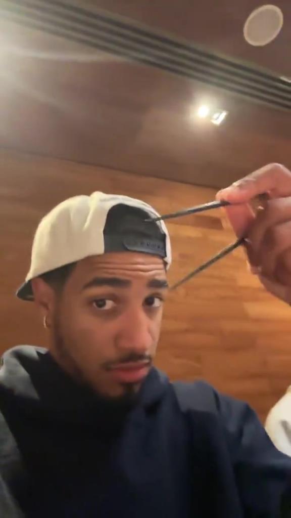 歸化歸化哈利伯頓這筷子拿的還挺標(biāo)準(zhǔn)?。?！