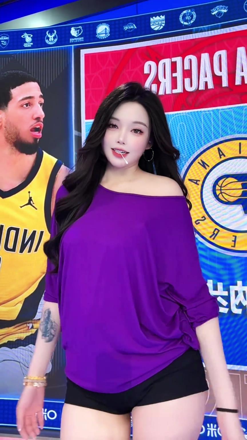 美女主播小太陽：年輕的將軍意氣風(fēng)發(fā)！ 哈利伯頓強的可怕