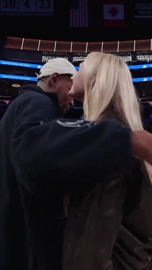 卡梅倫布林克這大長腿，KD都得多看幾眼