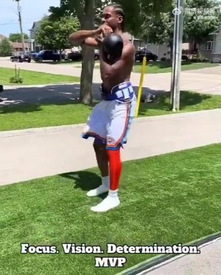 休息時間也在練！SGA就是集專注、信念和決心于一身的MVP球員